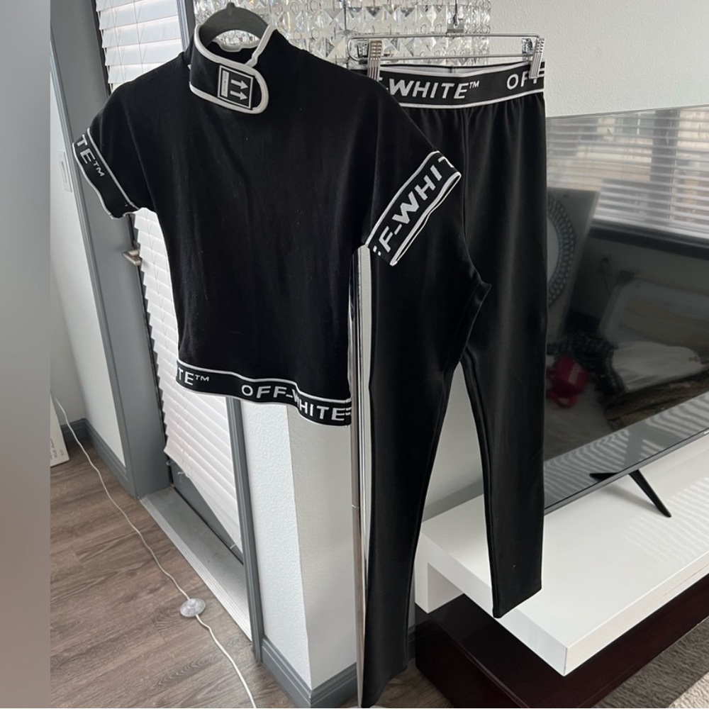 Off White Active Wear Set - Picture 1 of 9